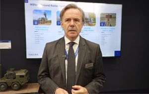 Cristian Sfichi, director regional al Thales pentru România, Ucraina şi zona Caucazului, a declarat, într-un briefing de presă: „Marea Neagră este o mare contestată. Această contestare, într-un fel, ne afectează şi pe noi, nu doar pe Ucraina, afectează toate ţările din vecinătatea Mării Negre pe două direcţii. O direcţie este traficul - menţinerea traficului comercial şi a libertăţii de navigaţie, iar o a doua este partea de război care se află în desfăşurare în Ucraina. De aceea, noi propunem un sistem care se numeşte Pathmaster. Este un sistem de luptă anti-submarin şi un sistem de luptă împotriva minelor".